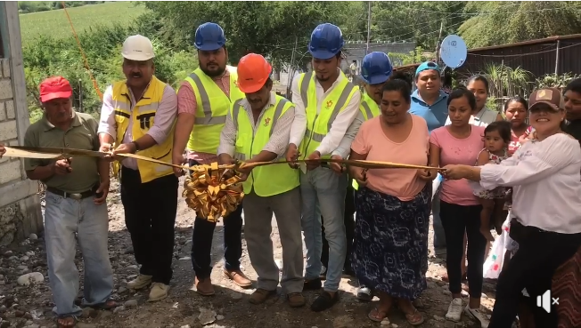 INAUGURACIÓN DE OBRA, CONSTRUCCIÓN DE DRENAJE EN LA CALLE LINDEROS DE LA COMUNIDAD DE AMADOR SALAZAR.